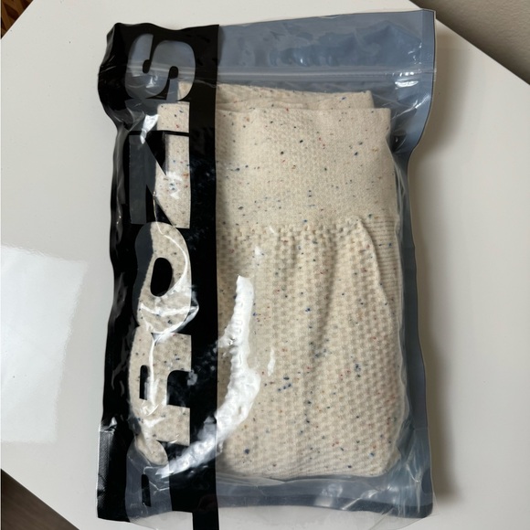 Peach Perfect FX Cotton Regular Waist Leggings - Off White - Picture 2 of 5